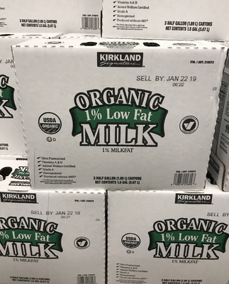 Kirkland Signature Organic 1% Lowfat Milk, 64 oz 3/64 oz
