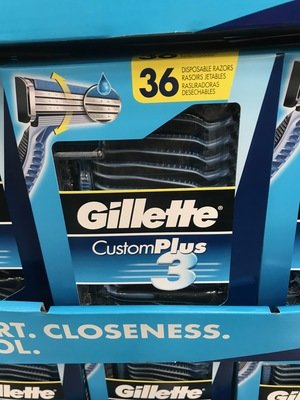 Gillette Custom Plus 3 Disposable Razors 36 ct