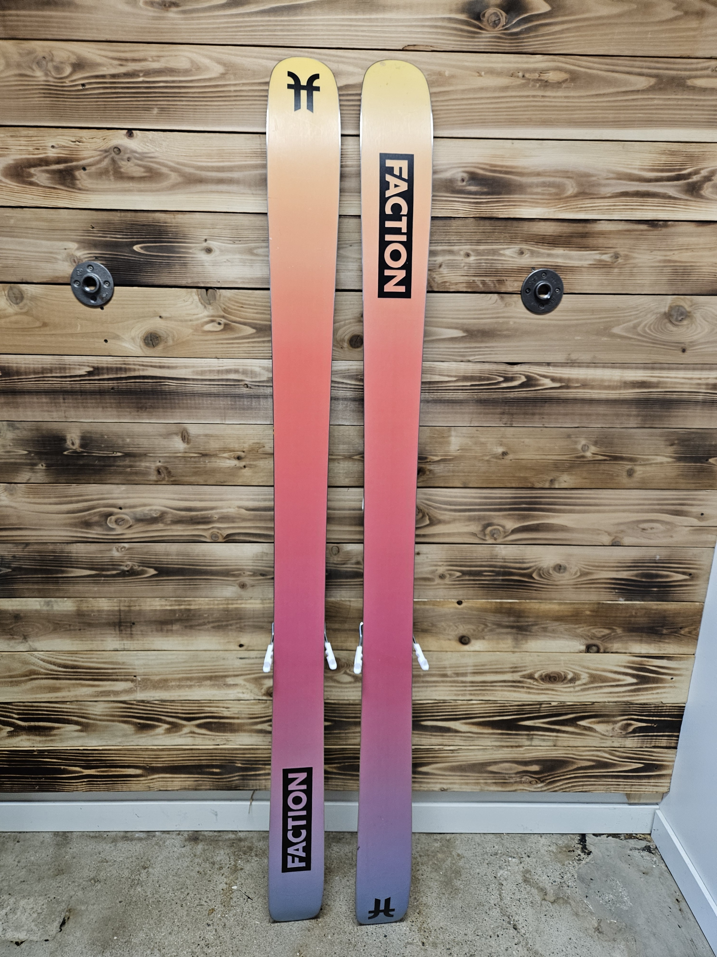 2023 Faction Prodigy 3 w/Bindings (Demo) 184cm