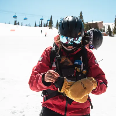 Gloves & Mitts | Store