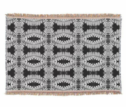 3 Branches Pattern Throw Rug