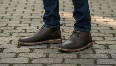 GENUINE LEATHER MENS VELLIES