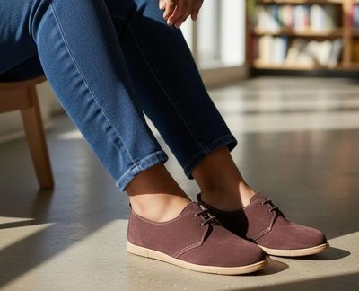 Ladies Suede Vellie
