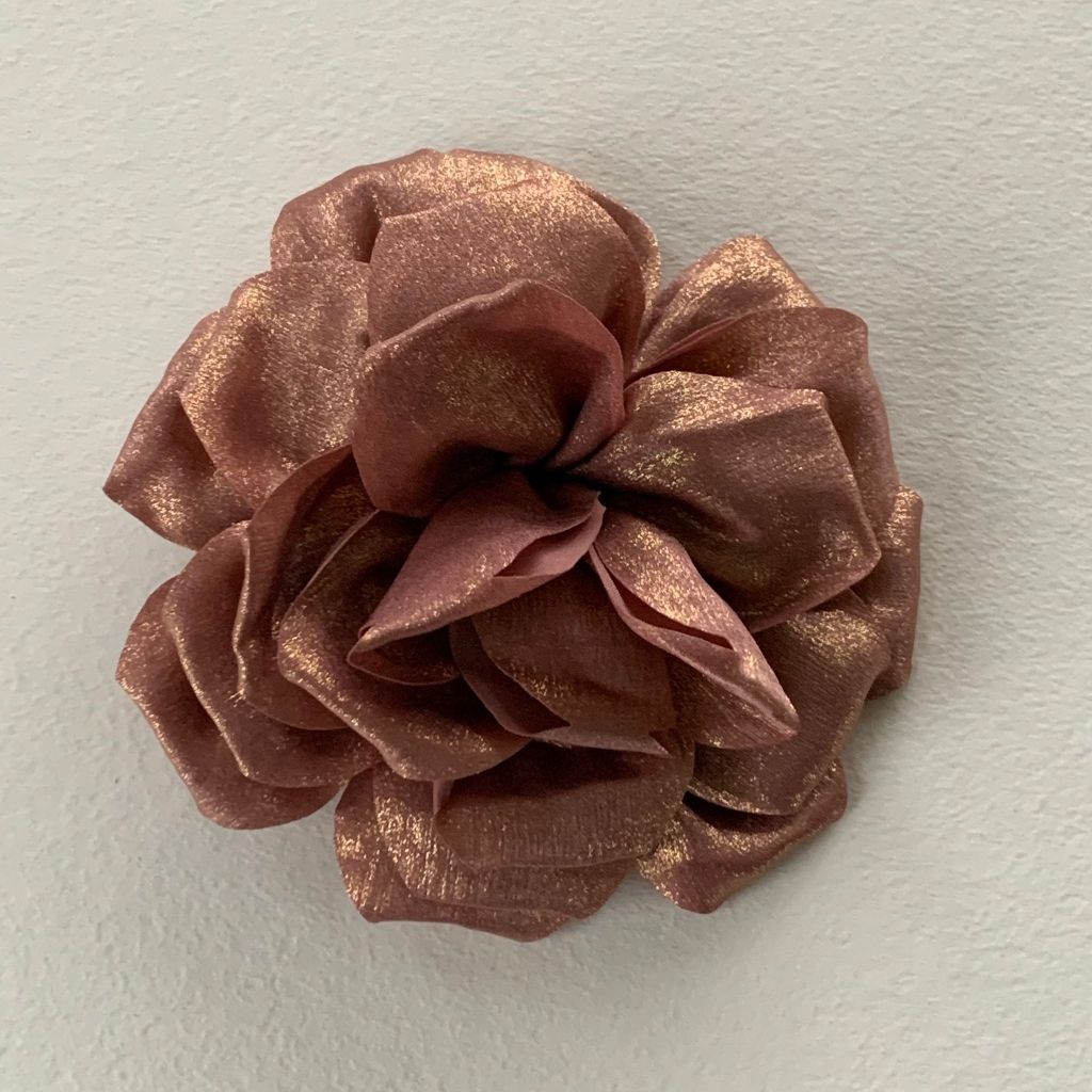 Flower (Taupe) ThreeM