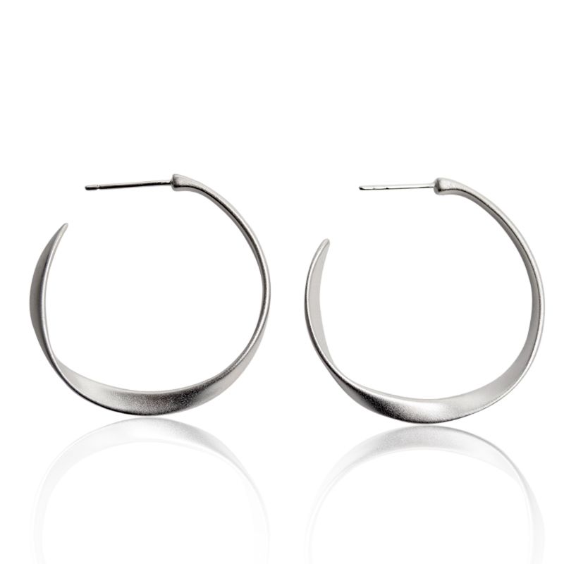 Twisted Øreringe (Large - Forsølvet) Zefina