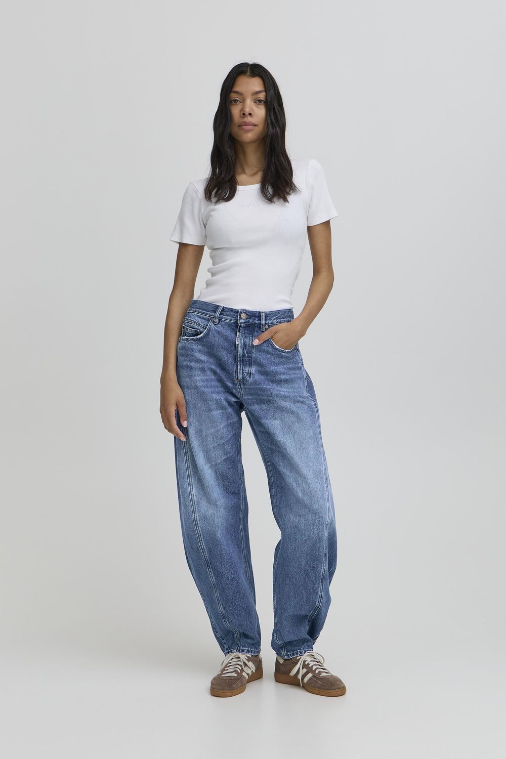 BACavi Galon Jeans (Medium Blue Washed) BALL BACavi Galon Jeans (Medium Blue Washed) BALL