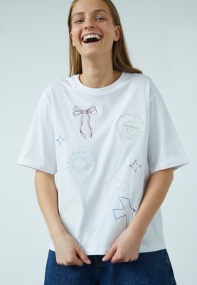 HEDA Loose Short Sleeve14 (White/Multi) Sisters Point