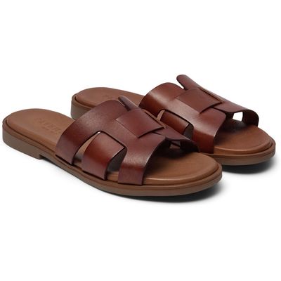 Aline Tan Pavement
