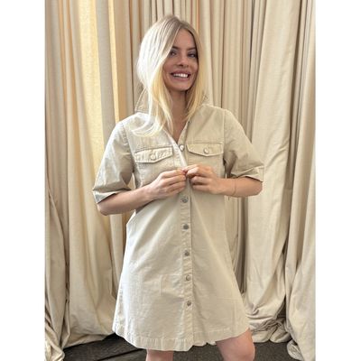 Carrie dress sand Continue