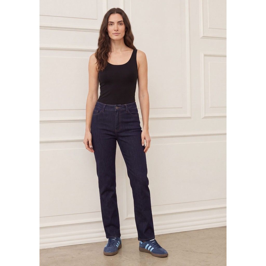 Carpi long straight jeans dark wash I Say