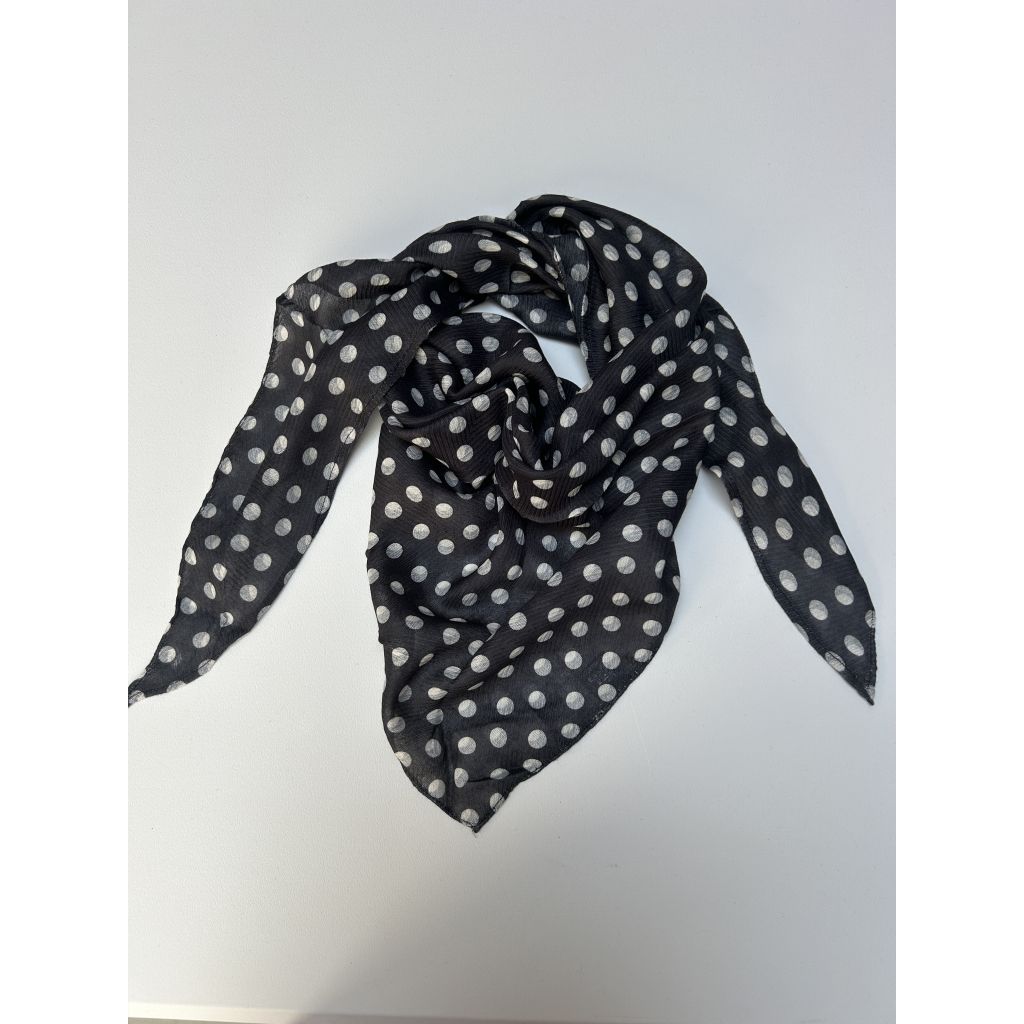 Tørklæde (Black) ThreeM