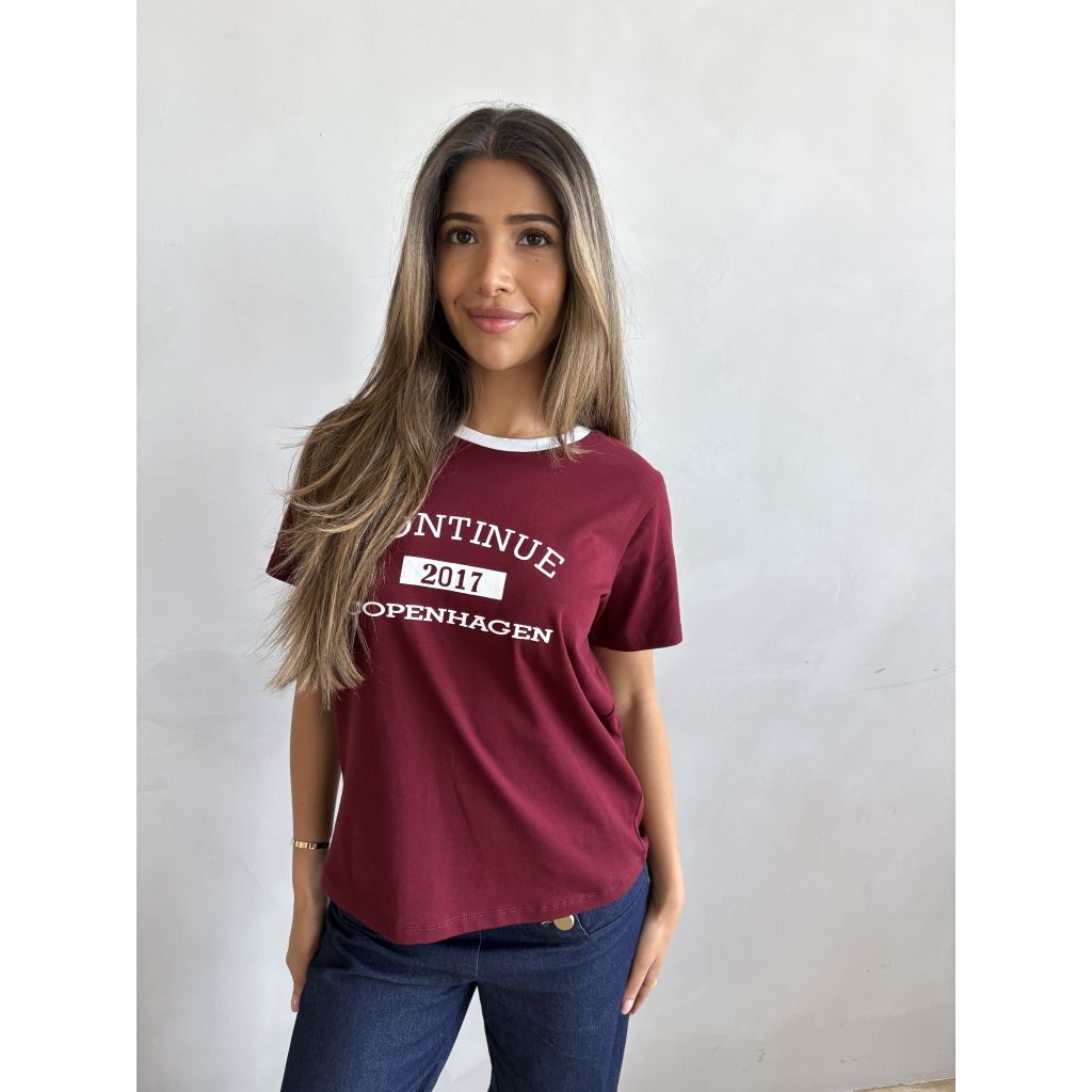 Dea T shirt Bordaux Continue
