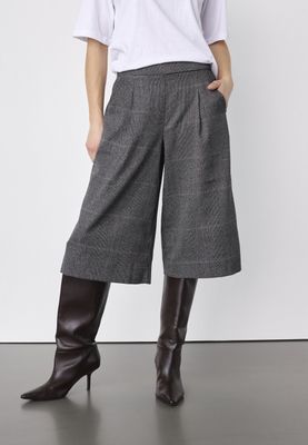 Viksa Long Shorts (Grey Check) Sisters Point