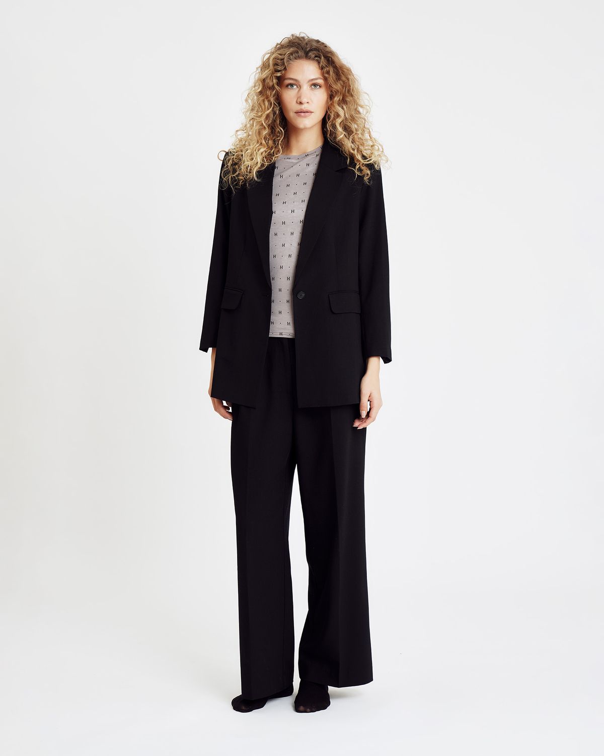 Relaxed Blazer (Black) Hype The Detail