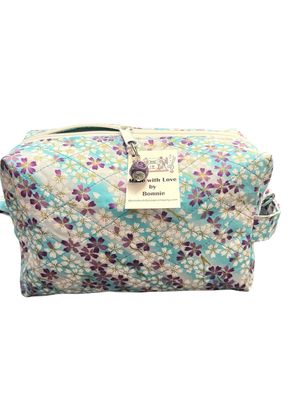 Quilted Boxy Toiletry Bag (Large)