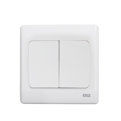 British General PCWH42W *2-Gang 2-Way 10Amp Mega Rocker Switches Socket