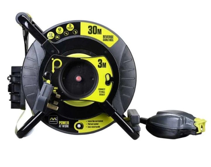 Masterplug Open Anti-Twist Reverse Reel 30M+3M, IP54 Socket OATRU3013FL3IP