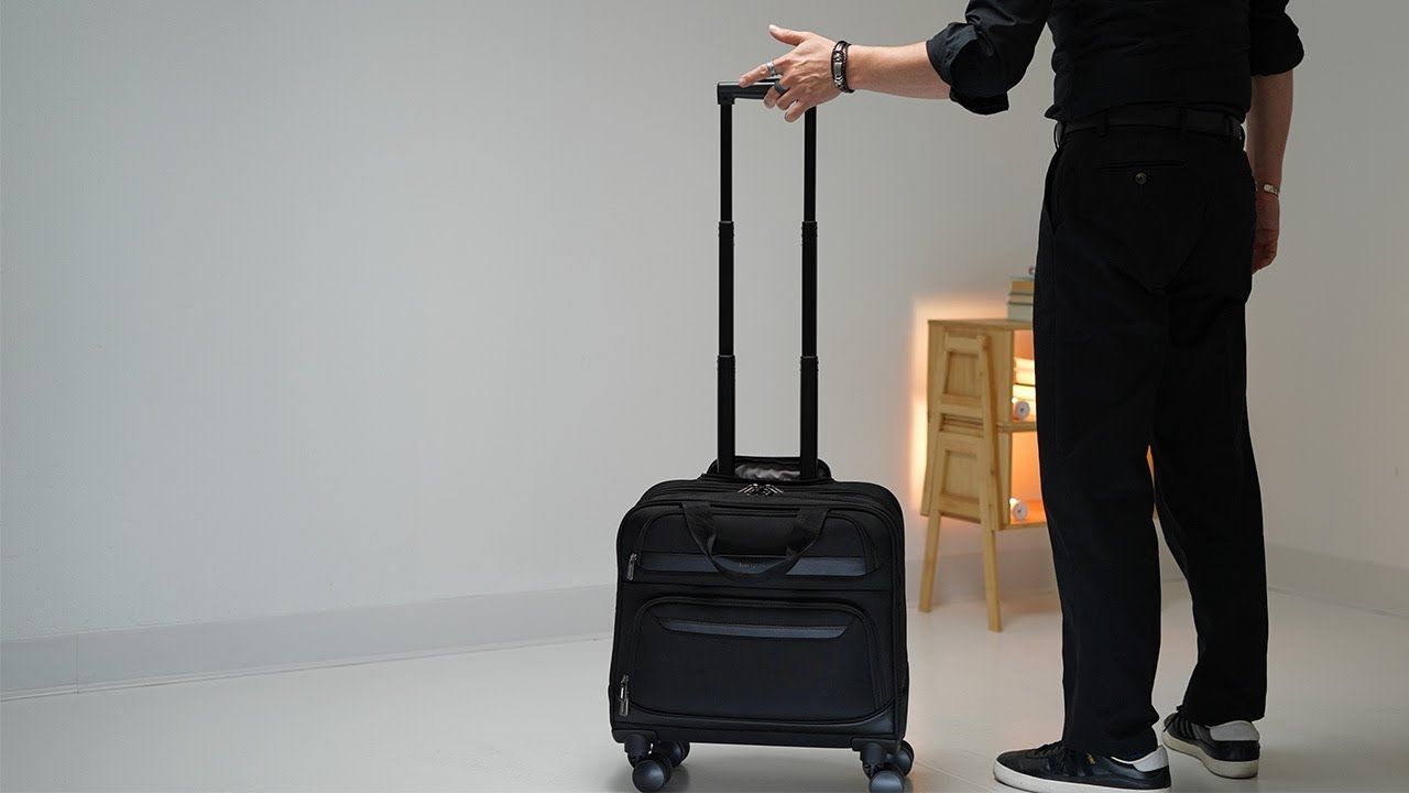 Targus 16” Transit 4-Wheel Rolling Laptop Case TBR044GL