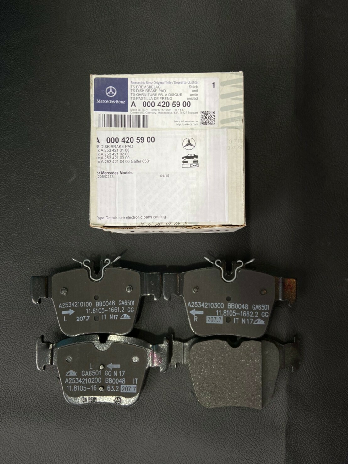 ผ้าเบรกหลังเบนส์แท้ สำหรับ GLC 250 W205 C43 X253 C253 GLC300 Turbo Rear Disc Brake Pad Sets