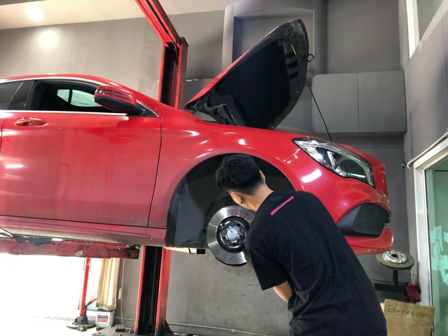 ผ้าเบรกแท้เมอร์เซเดสเบนส์ CLA250 A0004203002 แท้เบิกห้าง