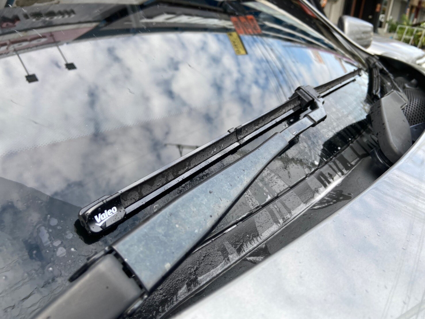 ใบปัดน้ำฝน VALEO สำหรับ เมอร์เซเดสเบนส์ E CLASS W212 คู้