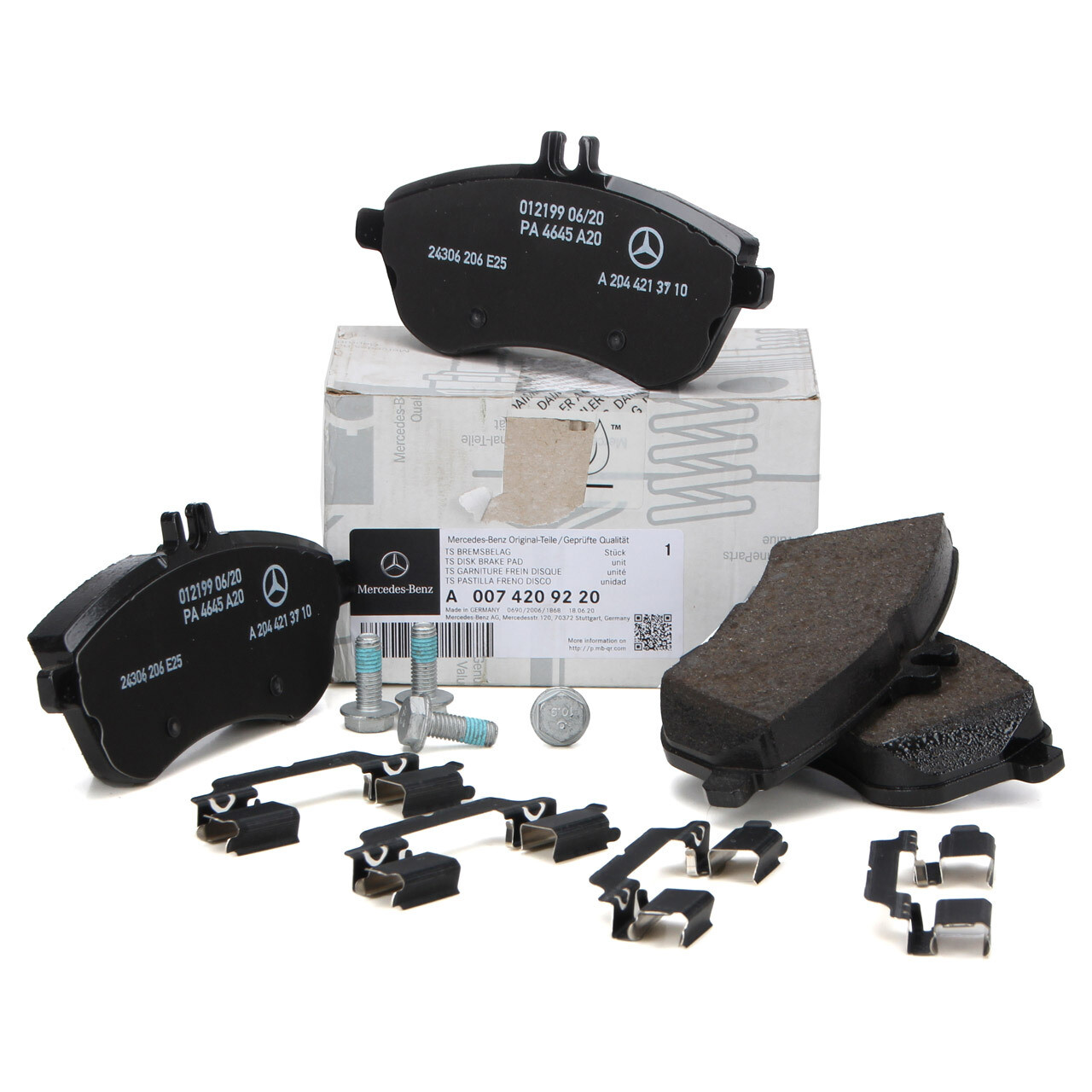 ผ้าเบรกหน้าแท้ สำหรับ MERCEDES BENZ C CLASS W212 E200 W204