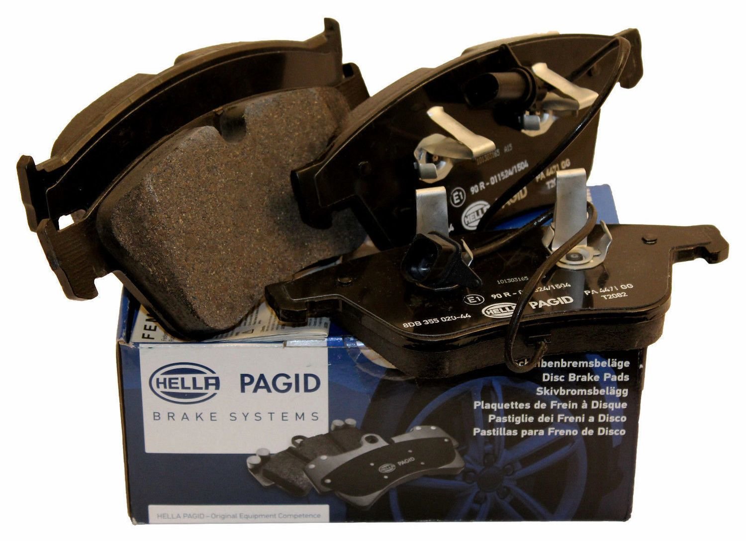 PAGIDผ้าเบรคหน้าBENTLEY BRAKE PAD SET 4 Pads AWD Continental 6.0, 03-11 PAGID 3W0698151AA