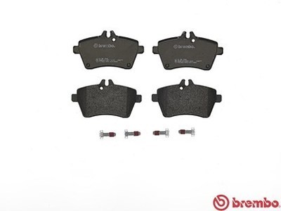 ผ้าเบรคหน้า BREMBO สำหรับMercedesBenz A CLASS W169 170 200