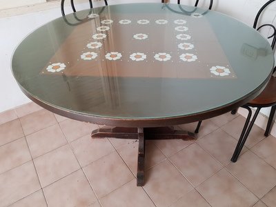 Muebles en roble y otros artículos