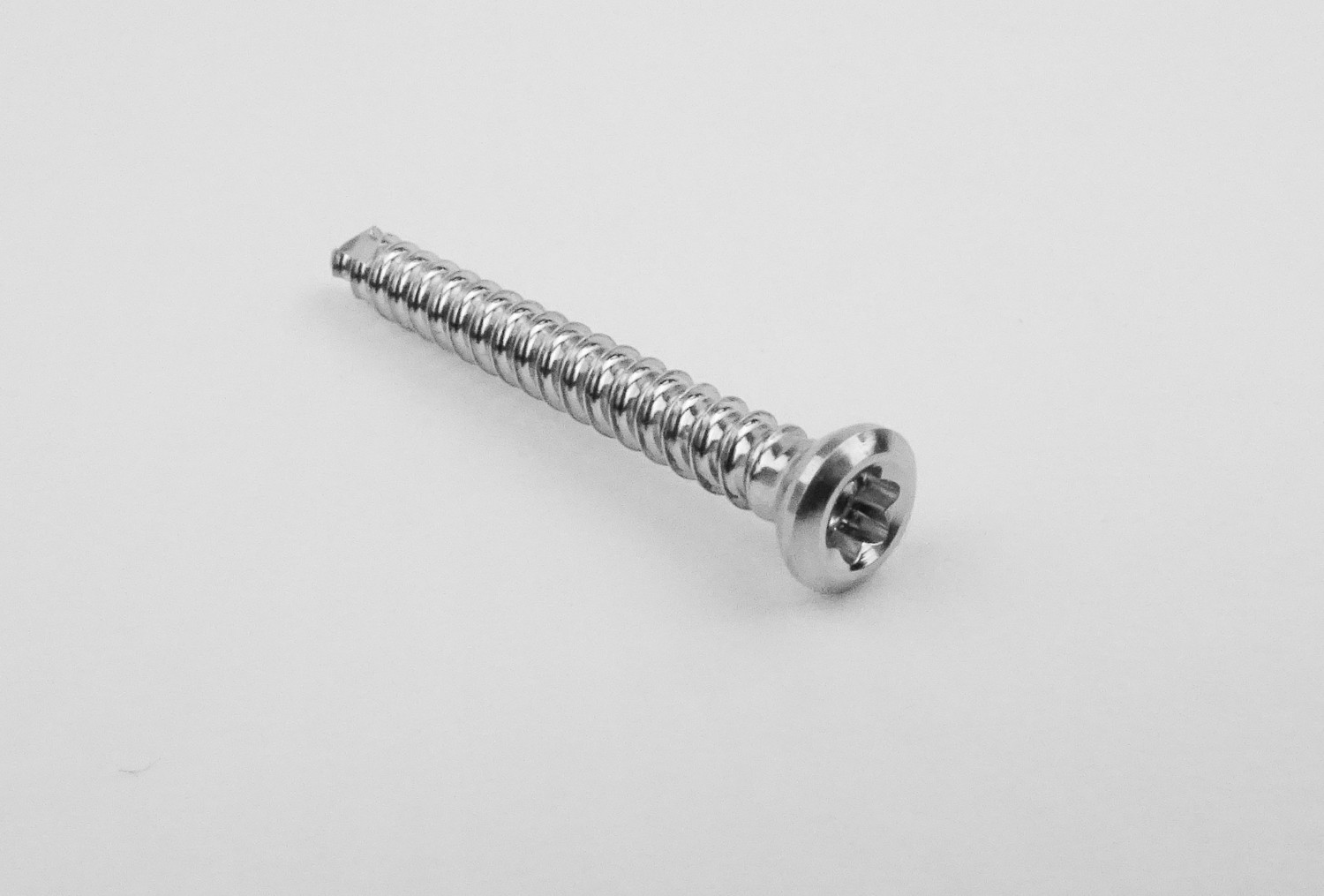 2.4 mm Self Tapping Stainless Steel Cortical Screw, length 8 mm (T8 / Star Drive) Pack of 5