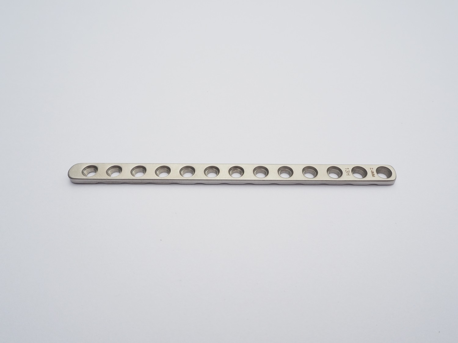 2.4 mm Round Hole Locking Plate 13 Holes