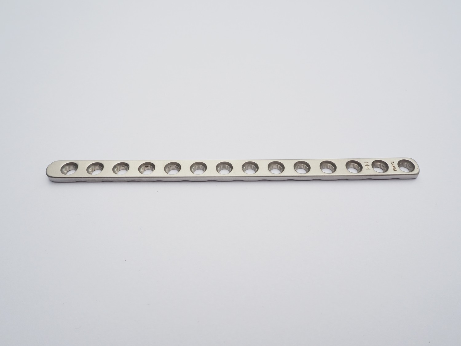 2.4 mm Round Hole Locking Plate 14 Holes