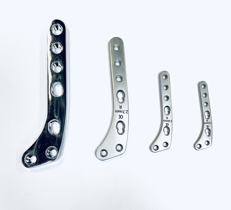 2.0 mm Locking distal femur osteotomy plate 3 + 4 holes right