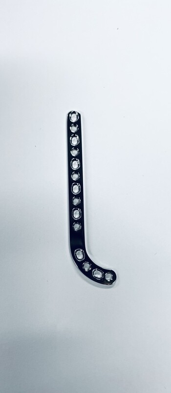 2.0 mm Locking distal femur osteotomy plate 4 + 10 holes left