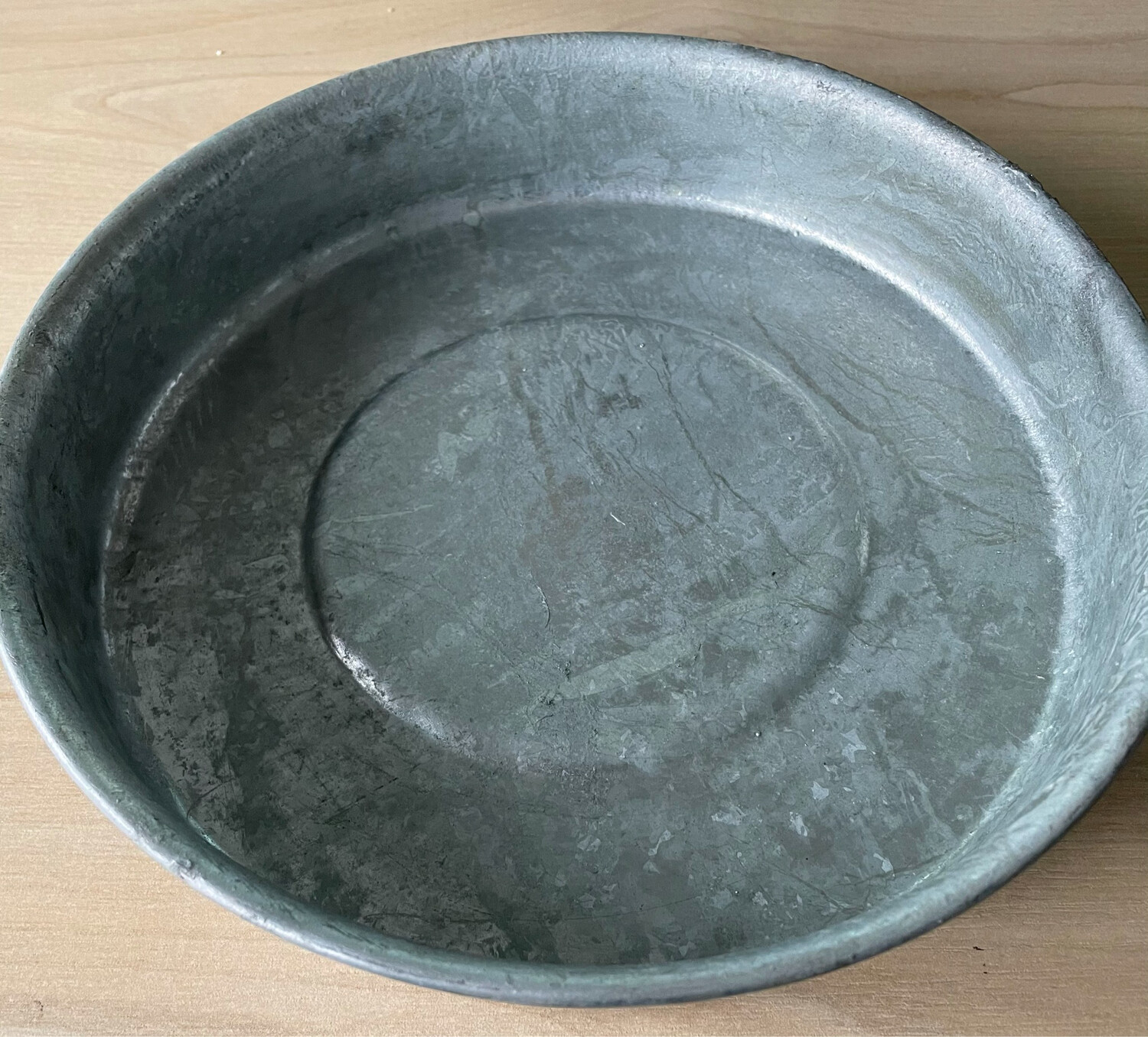 Round glavanised pan 21cm*