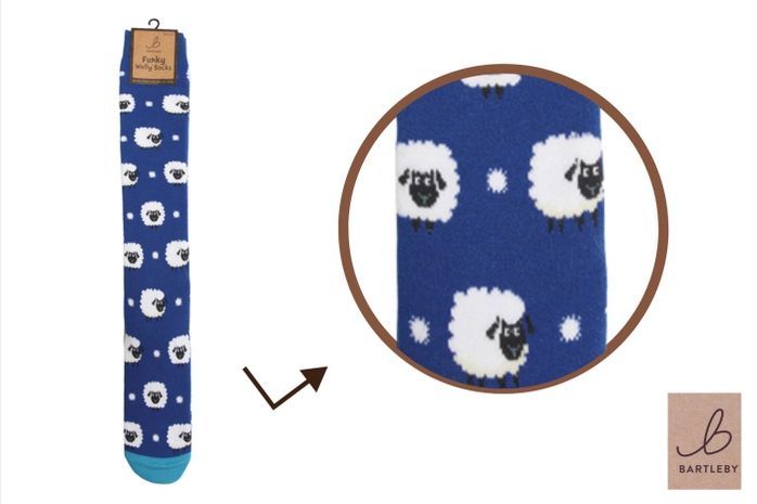 FUNKY WELLY SOCKS - CUTE SHEEP, SIZE 4-7 FUNKY WELLY SOCKS - CUTE SHEEP, SIZE 4-7