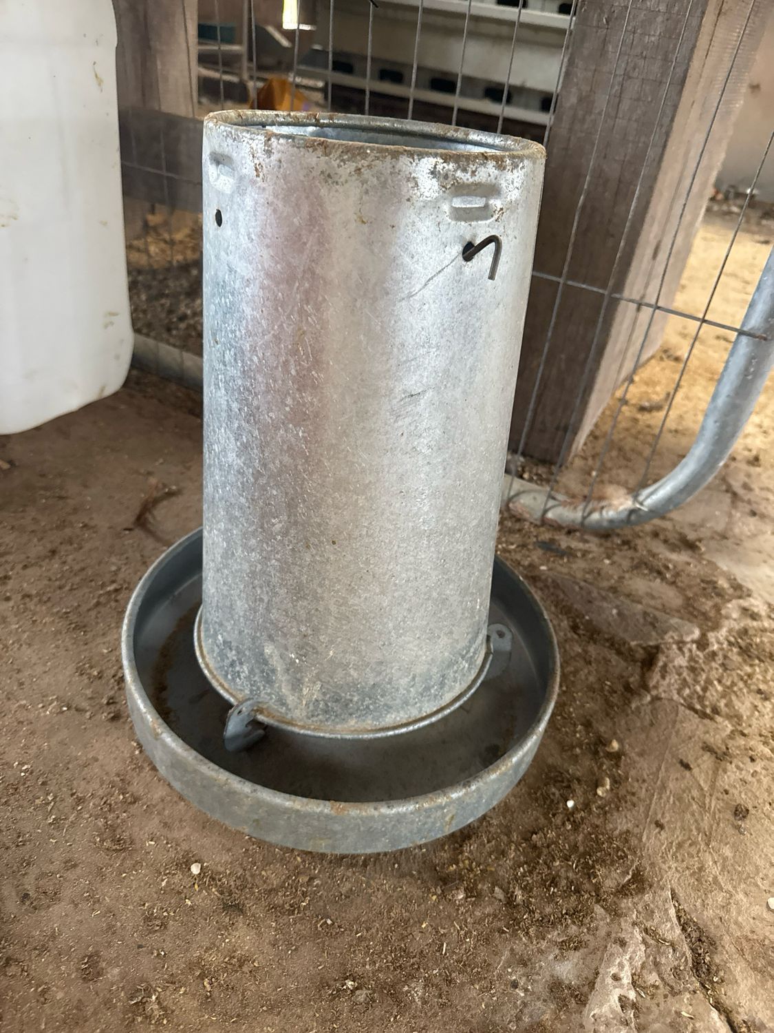 10kg galvanised feeder - COLLECTION ONLY
