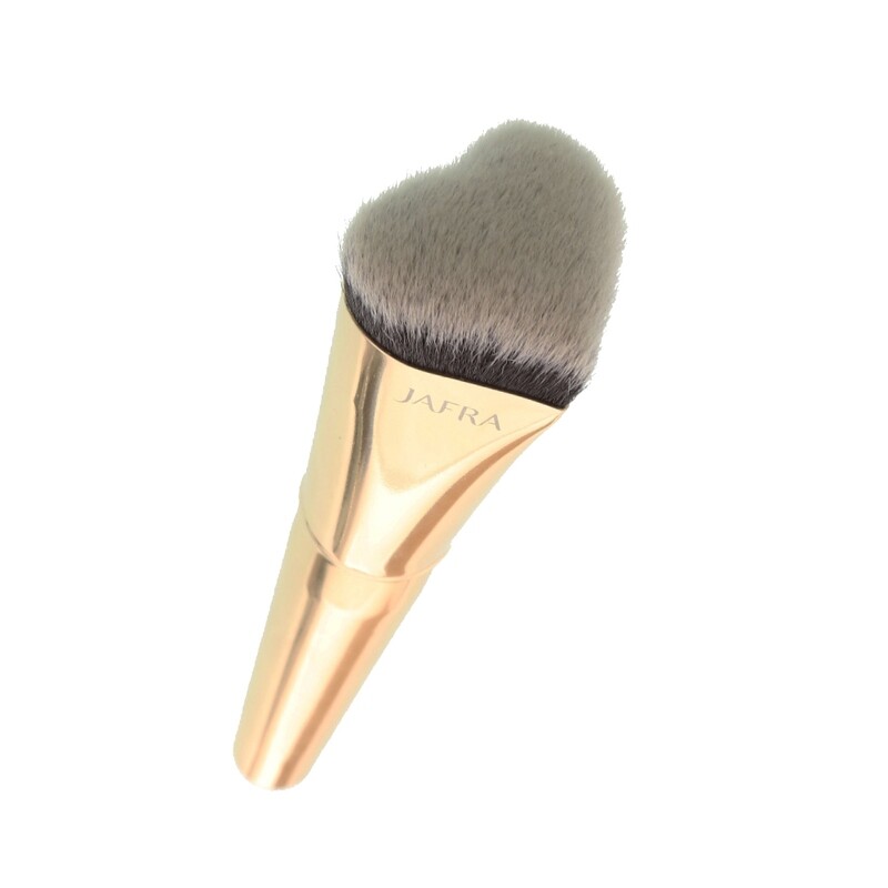 Love Foundation Brush