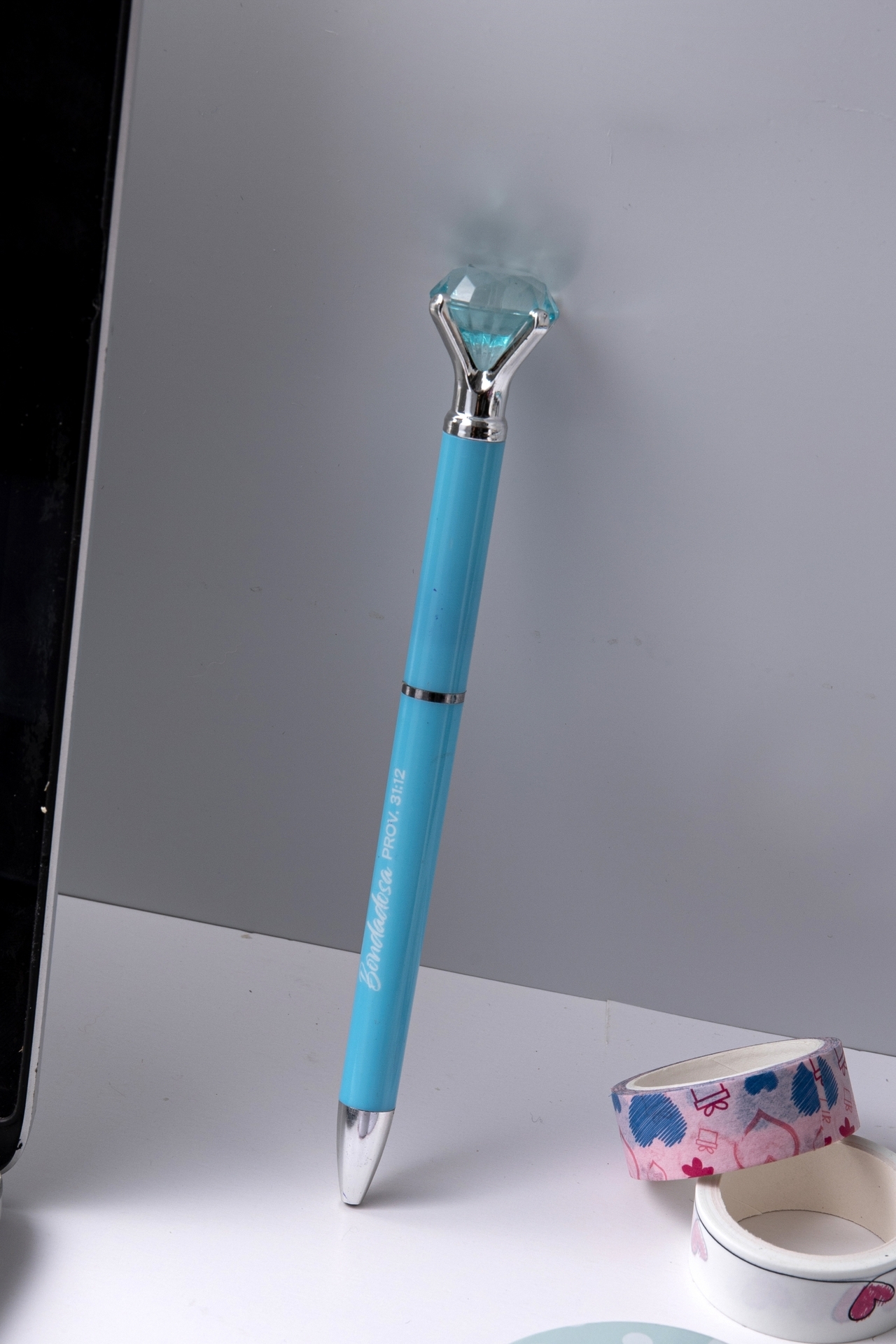 Bolígrafo diamante - Bondadosa (Prov. 31:12)