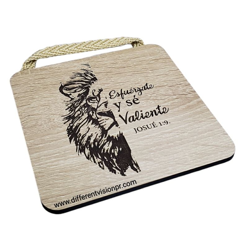 Cuadro madera León (Josué 1:9)