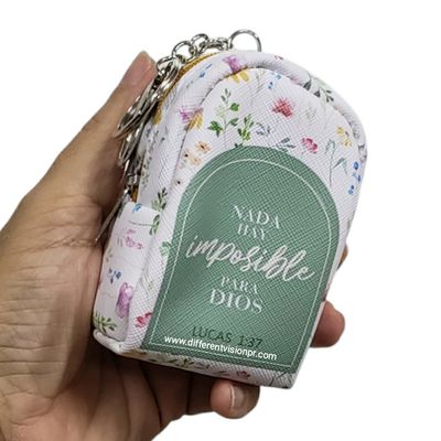 Llavero Mochila/monedero. (Nada es imposible para Dios)