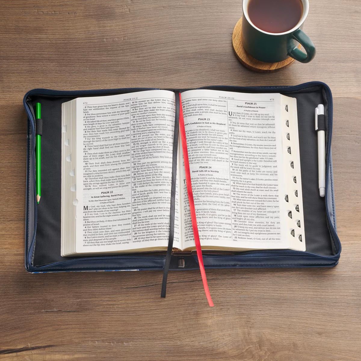 Cover (Medium) Trust in the Lord (Confía en el Señor) Prov 3:5 Simil piel azul