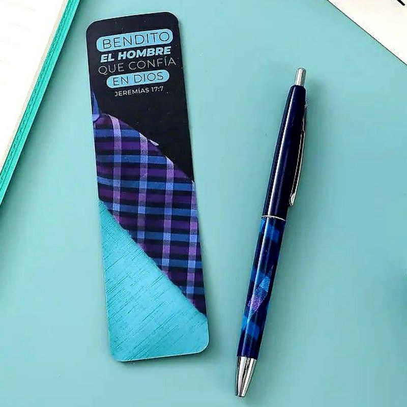 Set bolígrafo y marcador - Bendito el hombre (Jeremías 17:7) Set bolígrafo y marcador - Bendito el hombre (Jeremías 17:7)