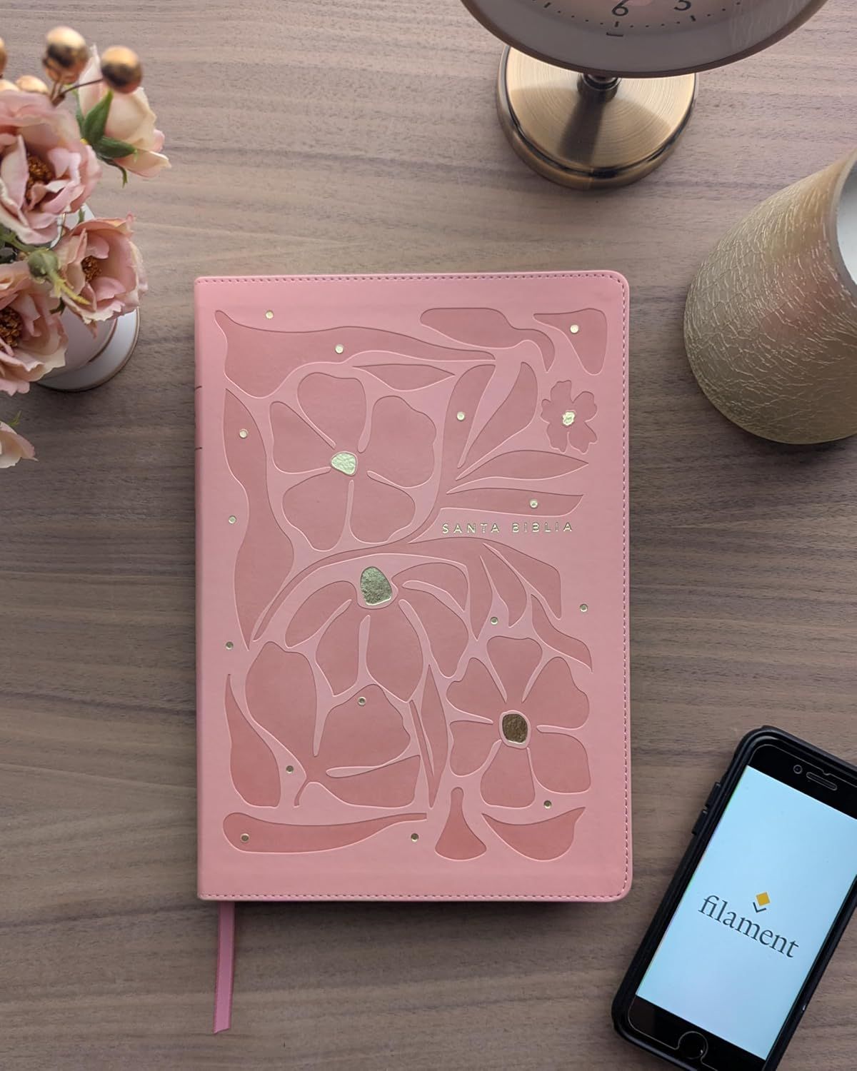 Biblia ultrafina NTV, letra grande con Filament SentiPiel, Flores rosa (Free Shipping)