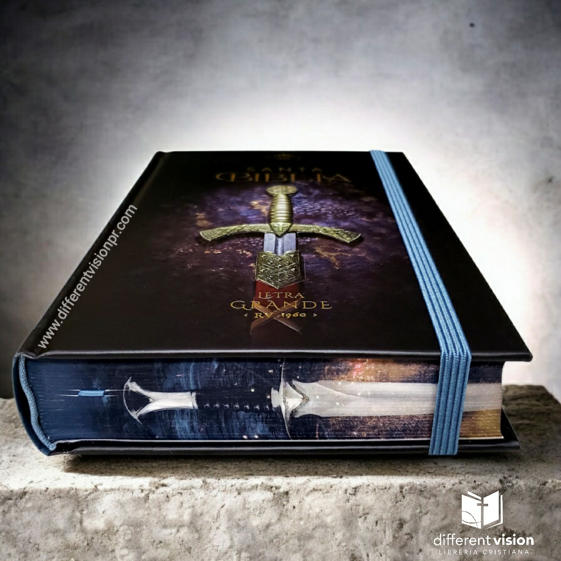 Biblia RVR60 Tamaño manual Letra Grande Tapa dura con elástico: Espada (Free Shipping)