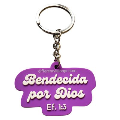 Llavero de caucho violeta - Bendecida
