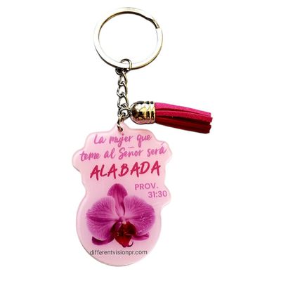 Llavero acrílico con pon pon decorativo - La mujer que teme al Señor