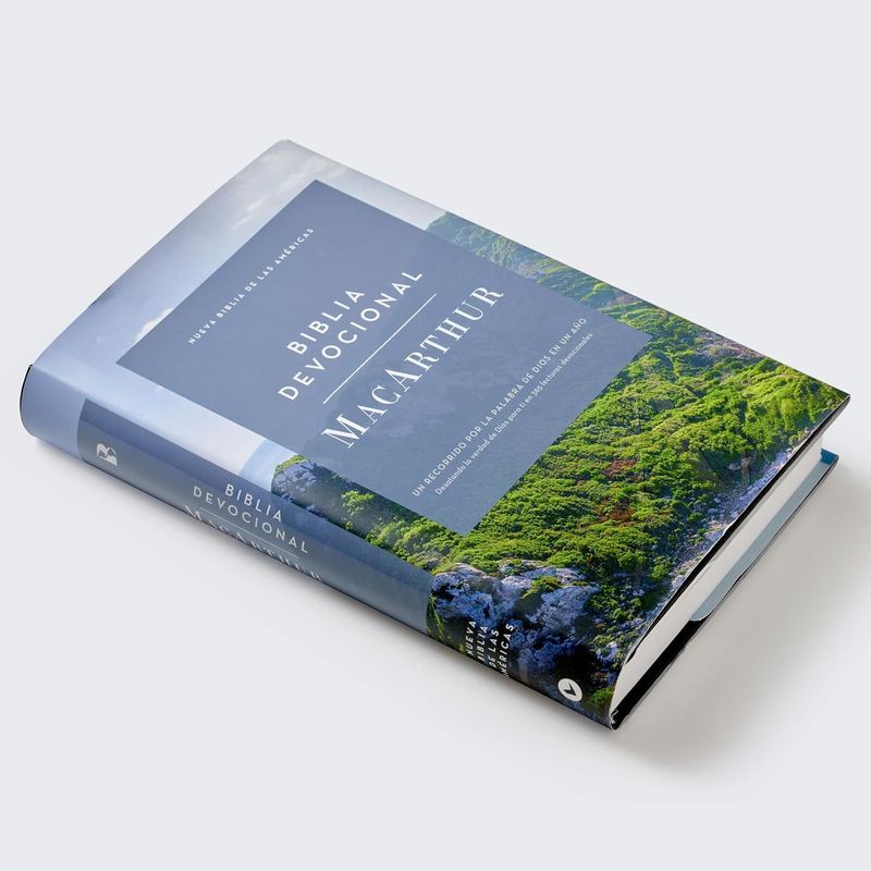 NBLA Biblia Devocional MacArthur (Free Shipping)