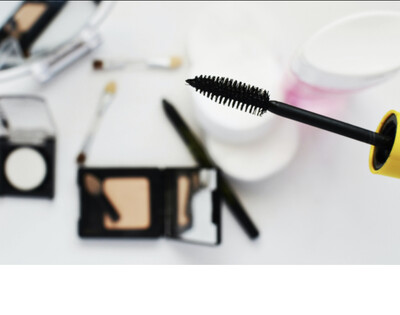 Eyeliner &amp; Mascara