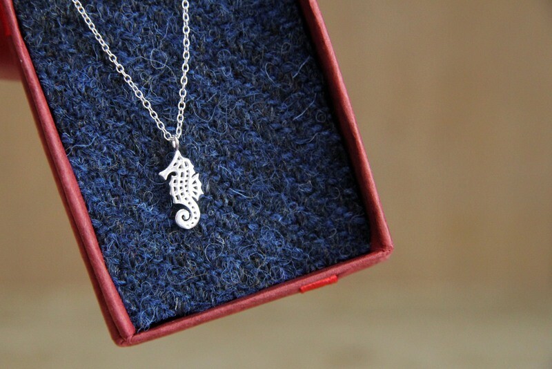 seahorse necklace